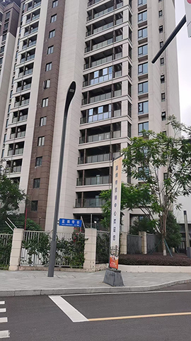 成都小区雨季外墙病害复盘：裂缝、泛碱、霉斑一站式根治方案